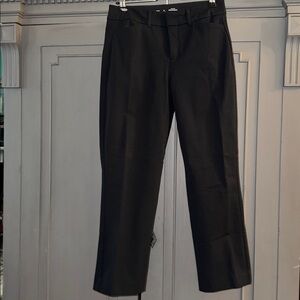 Old Navy Women’s Petite Black Pixie Straight Pants